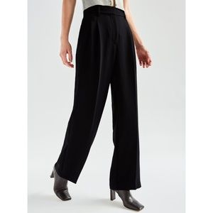 Wilfred Aritzia High Waisted Wide Leg Effortless Pants Trousers